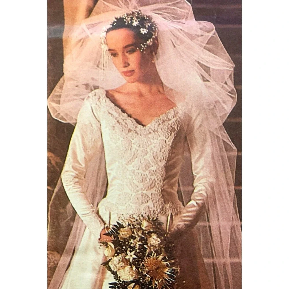 Vogue Bridal Edition Pattern 1980s Wedding Bride Bridesmaid Gowns 32.5